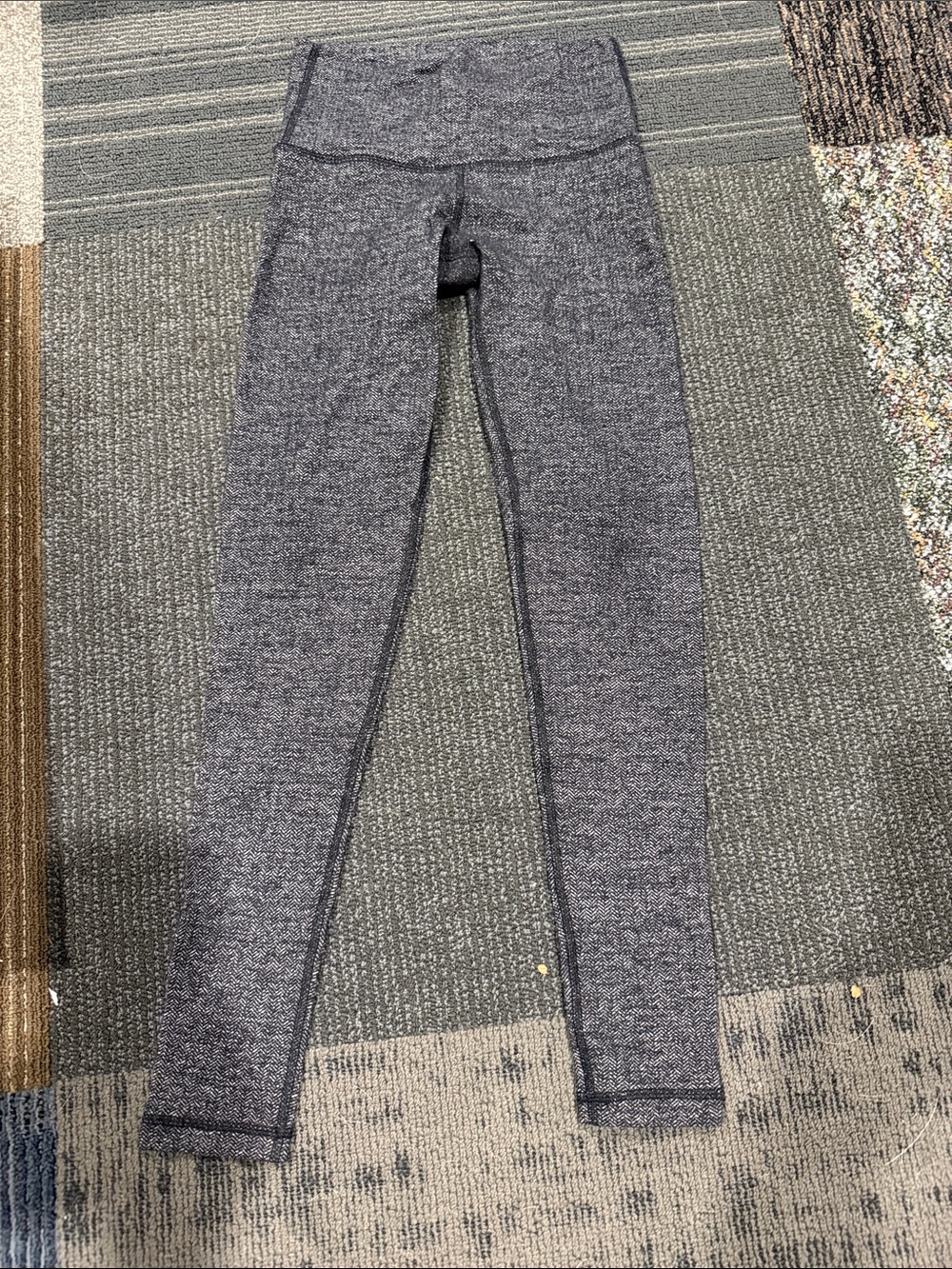 TNA High-Waist Gray Knit Leggings